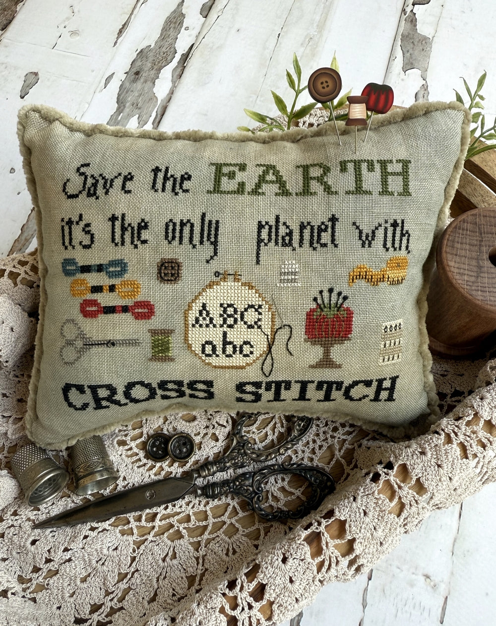 CROSS STITCH - Save The Earth Series - Cross Stitch pattern by Puntini Puntini