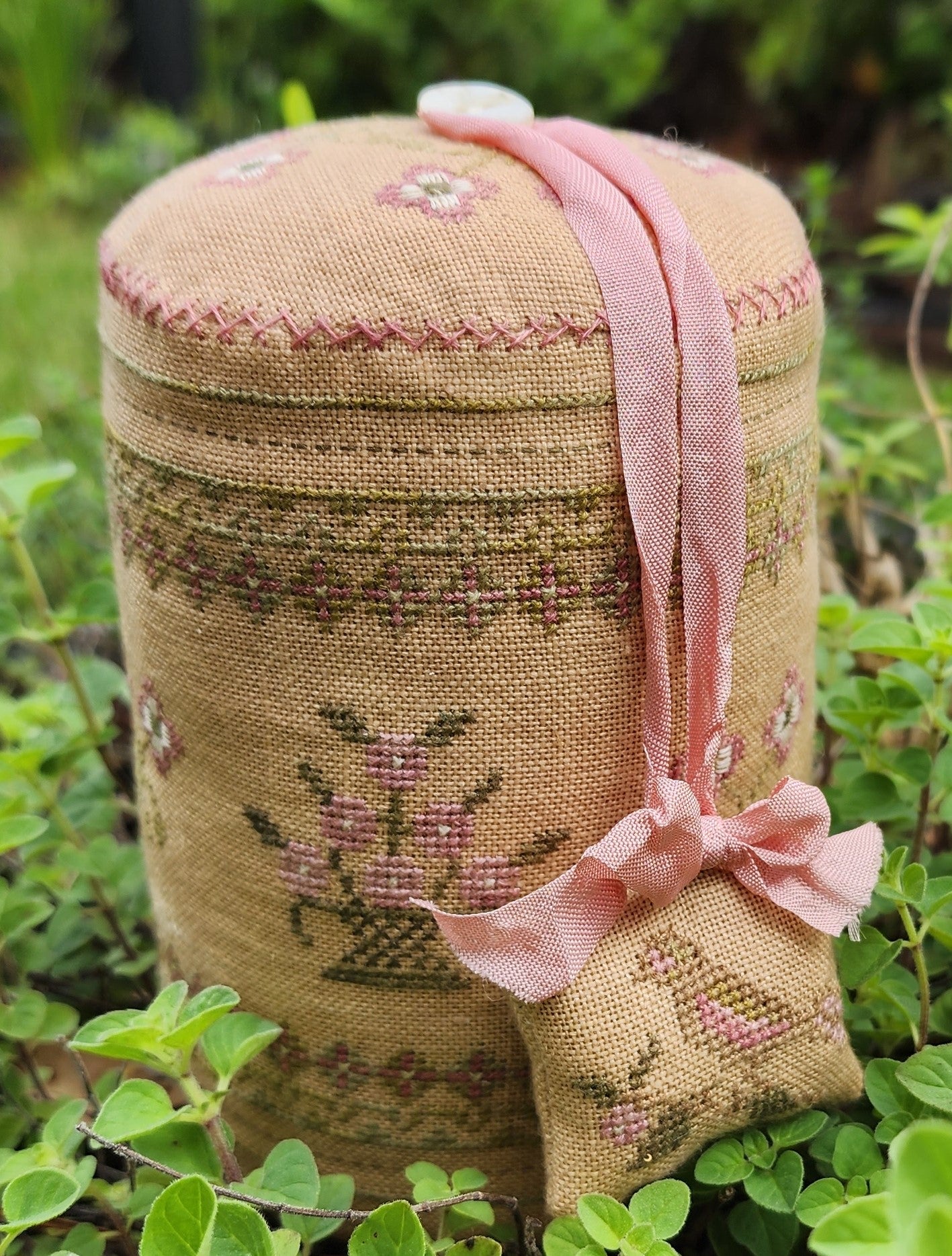 Lenten Rose Drum - Cross Stitch Pattern by Samplers Not Forgotten PREORDER