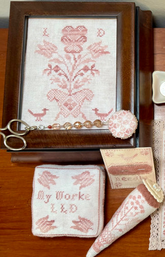 A French Rose Marie Vallet - Les Petits Accoutrements by Running with Needles & Scissors