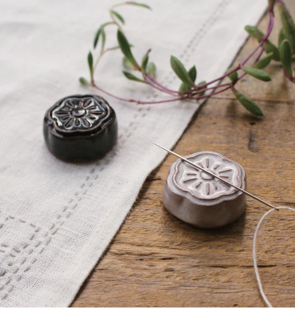 Cohana Awaji Tile Magnetic Needle Rest