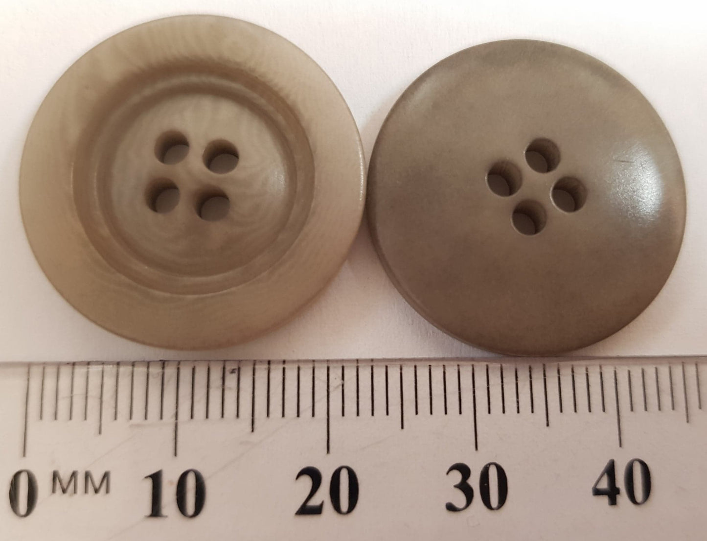 Corozo 23mm flat button
