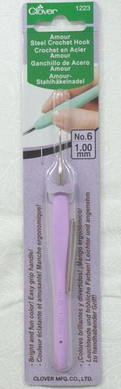Clover Amour Crochet Hook