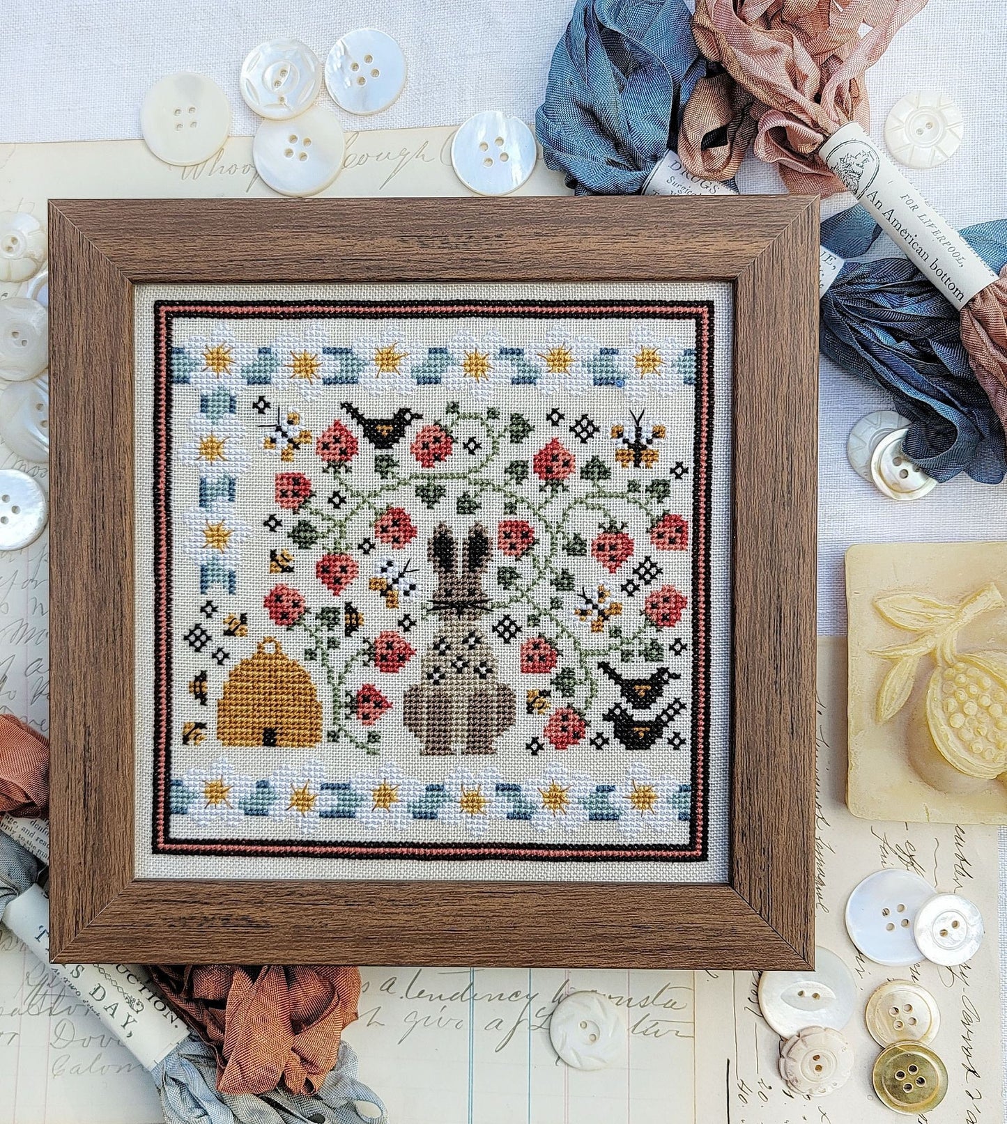 Berry Patch - Cross Stitch Pattern by Liz Mathews