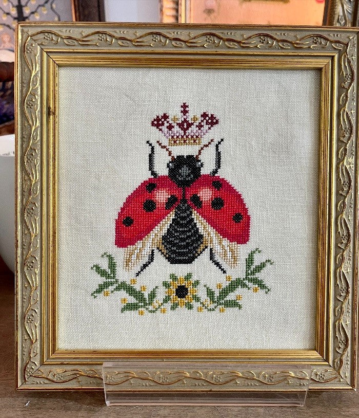 Lady Queen - Cross Stitch Pattern by Fox & Rabbit Designs