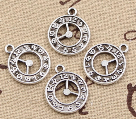 Clock Charm 22mm