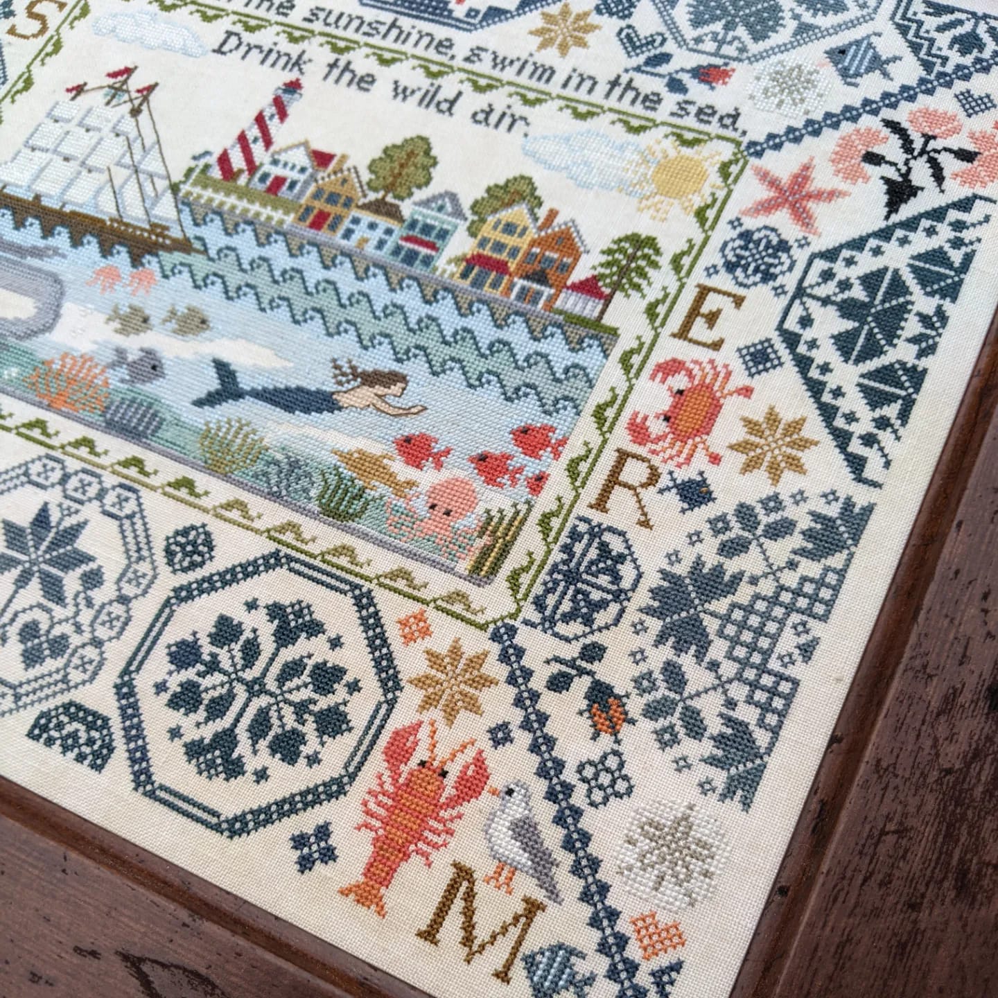 Summer Quaker - Cross Stitch Chart by Lila's Studio