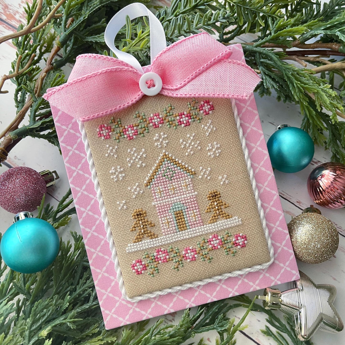 Christmas Gingerbread #7 Pastel Collection- Cross Stitch Chart by Country Cottage Needleworks