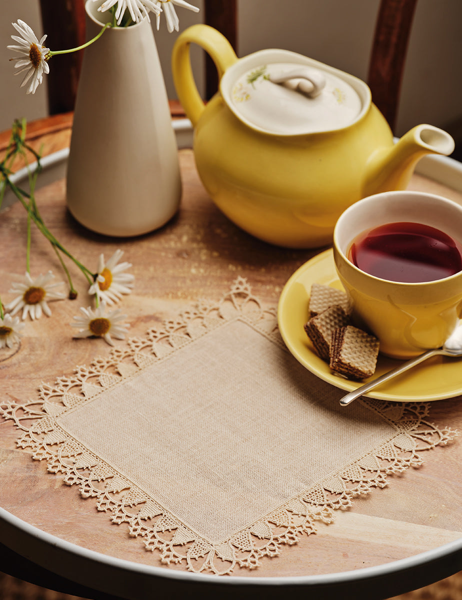 Inspirations Magazine Issue 127 - Delicious Stitches