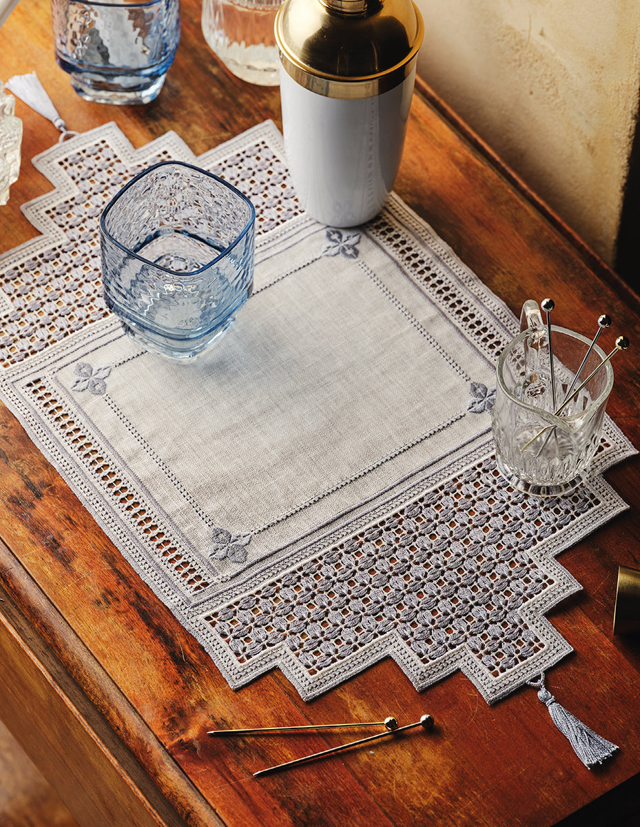 Inspirations Magazine Issue 129 - Sitting Pretty