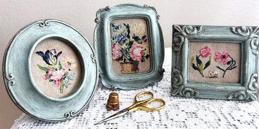 Les Petites Floralies - Reproduction Sampler Pattern by Running with Needles & Scissors PREORDER