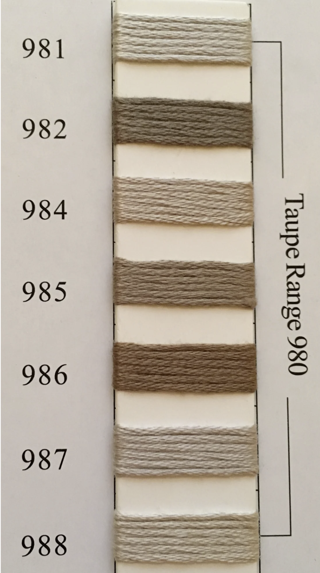 Needlepoint Inc Silk (NPI) 901 - 998