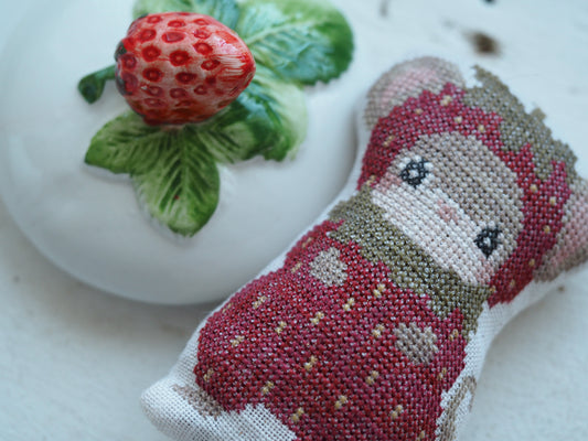 Strawberry Mouse - Cross Stitch Pattern by The Stitchery Sisters