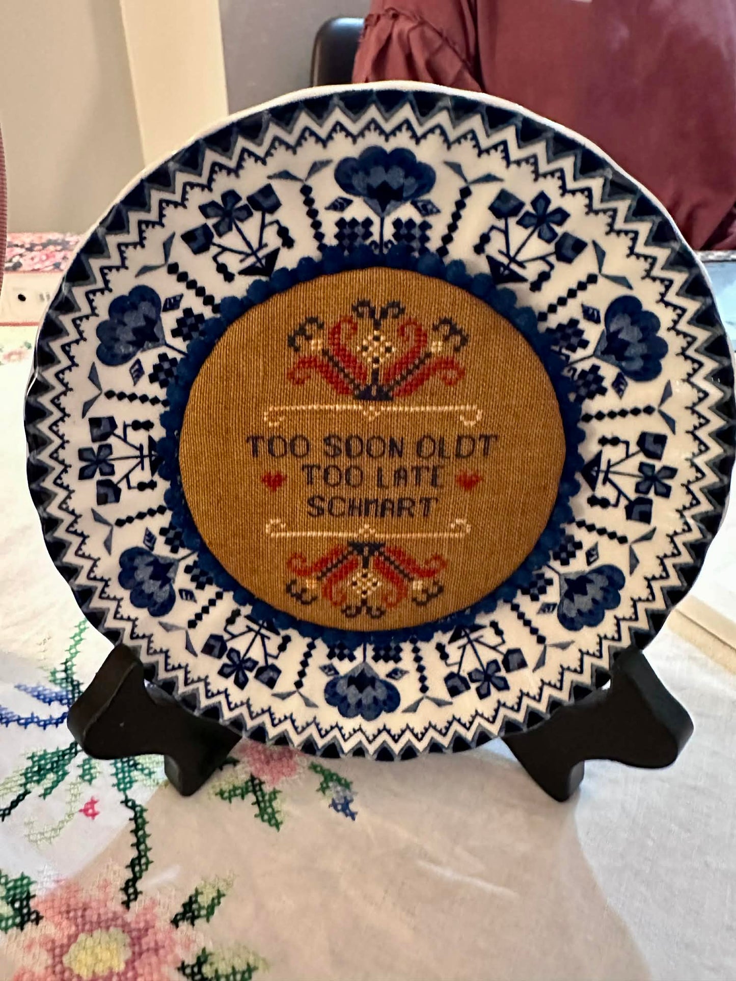 Double Dutch Plate-itude - Cross Stitch Pattern by Summerhouse Stitchworkes PREORDER