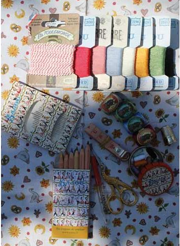 Sajou Sewing box filled for embroidery - Farandole Alsacienne