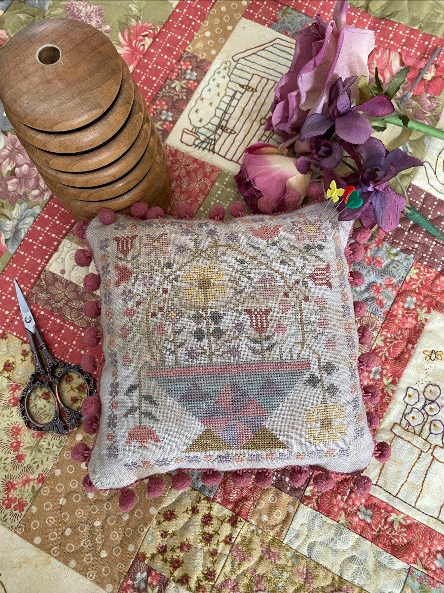 Betsy's Spring Basket - Cross stitch pattern by Pansy Patch