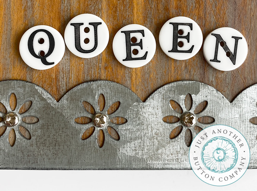 Queen Buttons